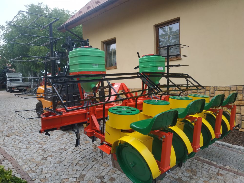 KARUSELLITARJAT
